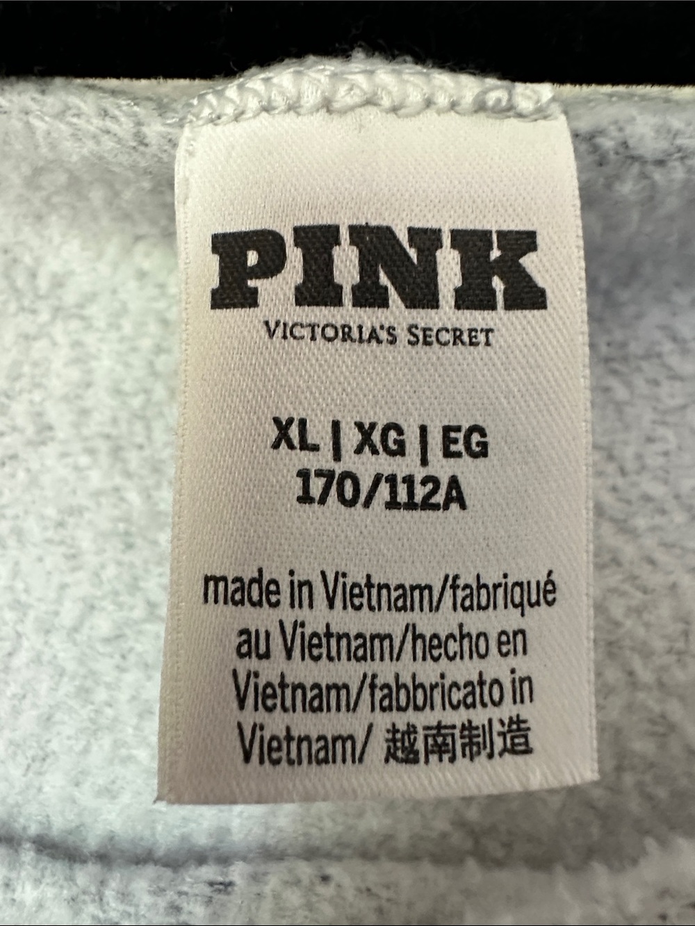 PINK Victoria's Secret Light Gray Scoop-Neck Sweatshirt with '86' Graphic - Picture 2 of 3